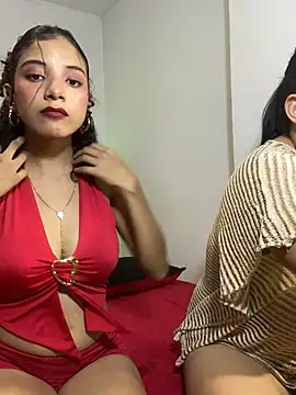 Snapshot of Helena-Paola chatting on June 13, 1:47 am Helena-Paola online show from June 13, 1:47 am