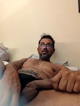 Snapshot of Tattoos77 chatting on July 19, 12:09 pm Tattoos77 online show from July 19, 12:09 pm