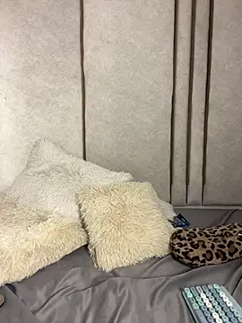 lilithdya online show from April 2, 1:36 am