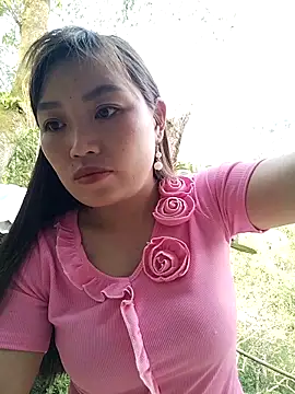 lia-coy online show from April 10, 12:27 am