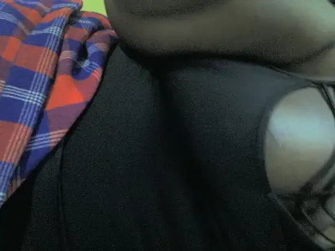 champers1234 online show from April 15, 6:20 am