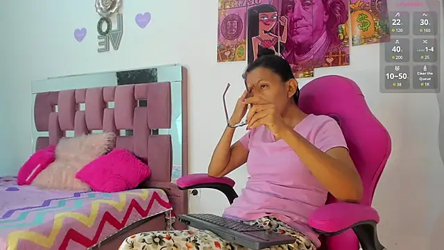 Livia Coxs online show from March 13, 2:12 pm