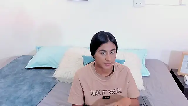 Snapshot of annarosse_ chatting on June 30, 12:17 pm annarosse online show from June 30, 12:17 pm