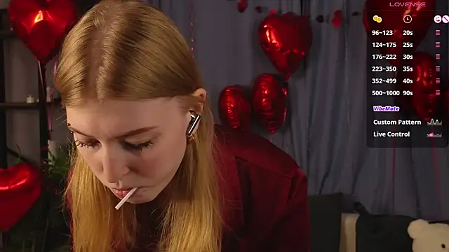 LanaRoxxy online show from February 15, 11:30 am