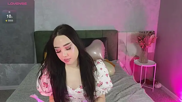 NaomiKim  online show from February 14, 1:24 am