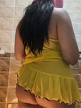 Snapshot of Rabab_Queen chatting on July 16, 1:22 am Rabab Queen online show from July 16, 1:22 am