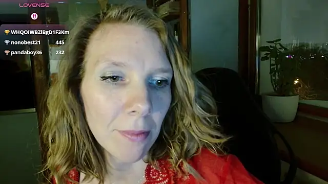 Snapshot of Daisy_Lovely chatting on February 4, 4:24 pm Daisy Lovely online show from February 4, 4:24 pm