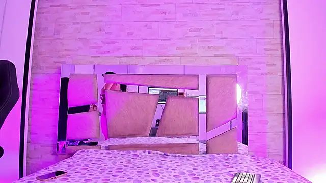 kendall grace online show from April 16, 11:44 am