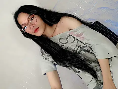 Urhotfucking veronica1 online show from April 18, 1:15 pm