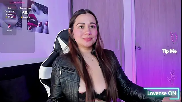 saray mendozaa online show from February 21, 5:36 pm