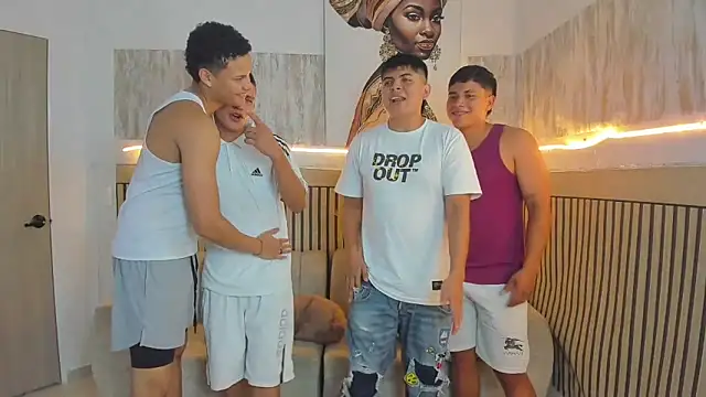 friendslikeplay online show from February 2, 9:24 pm