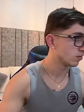 Calvin Hunter online show from March 7, 12:07 am