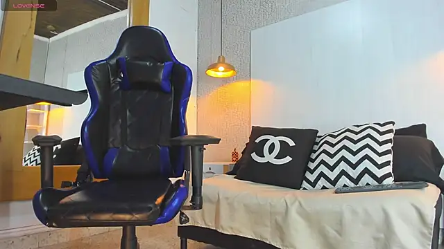 Dusan Grey77 online show from February 19, 4:08 am