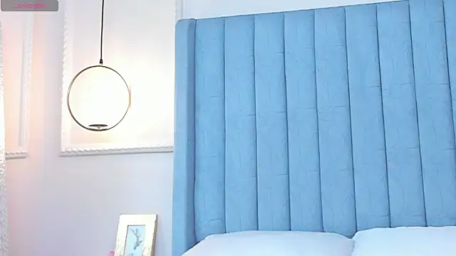 Scarlett-Banner online show from February 20, 2:39 pm