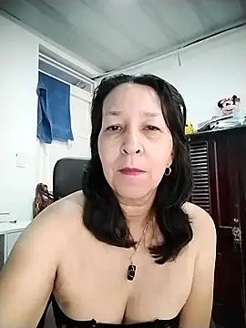 RosseLaure online show from July 19, 4:33 pm