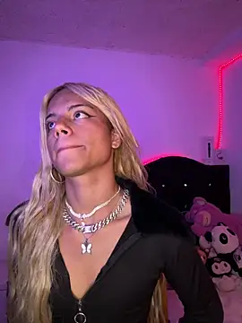 andyy x online show from March 7, 8:17 pm