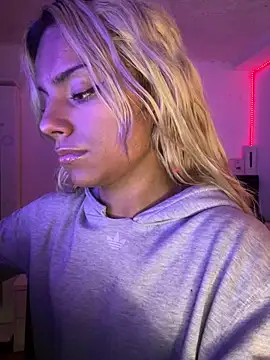 andyy x online show from April 16, 5:19 am