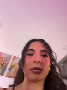 Snapshot of IrinaBlanc chatting on February 2, 12:42 am IrinaBlanc online show from February 2, 12:42 am