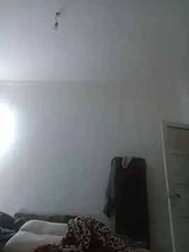 Snapshot of DreamingBritches chatting on July 7, 8:18 am DreamingBritches online show from July 7, 8:18 am