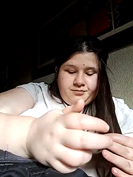 Snapshot of TUWACHA7777 chatting on May 5, 5:43 pm TUWACHA7777 online show from May 5, 5:43 pm