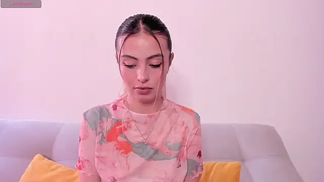 Snapshot of Fernanda_aaaa chatting on June 19, 3:38 pm Fernanda aaaa online show from June 19, 3:38 pm