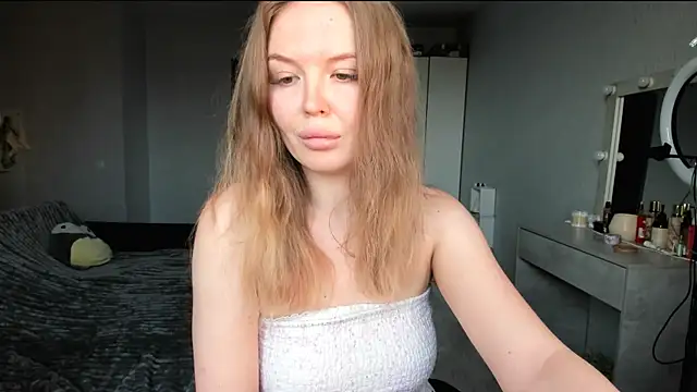 SelenaGenttle online show from January 17, 8:08 am