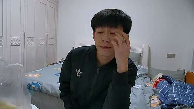 paofu-001 online show from February 5, 10:42 am