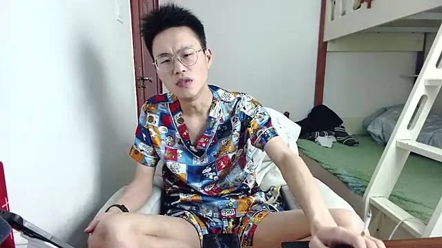 Aint686 online show from April 12, 1:16 pm