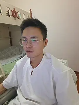 Aint686 online show from April 14, 1:50 pm