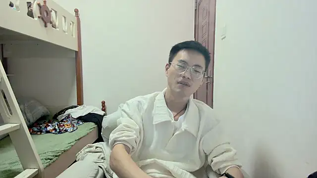 Aint686 online show from April 15, 5:20 pm