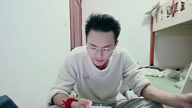 Aint686 online show from April 19, 2:16 pm