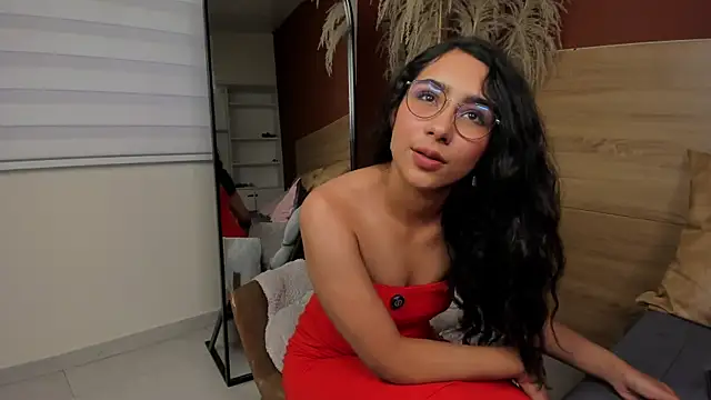 scarlett25   online show from April 14, 8:04 pm