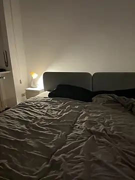 ferrraglia online show from April 14, 6:14 pm