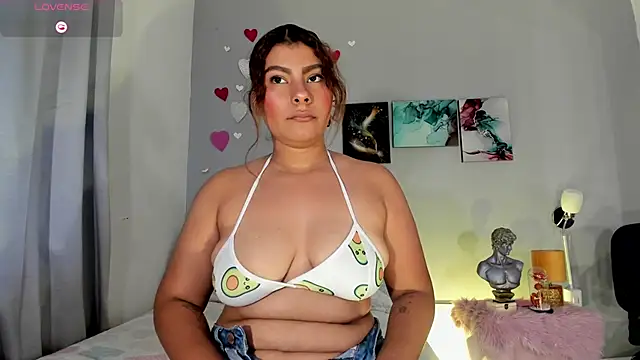 Snapshot of ConnyLoret chatting on February 21, 3:13 pm ConnyLoret online show from February 21, 3:13 pm