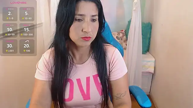 Snapshot of Miia_Rosee_ chatting on February 24, 11:25 pm Miia Rosee online show from February 24, 11:25 pm