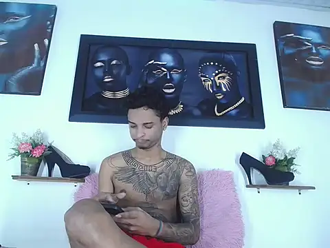 Tatoo Noah online show from April 14, 2:34 pm