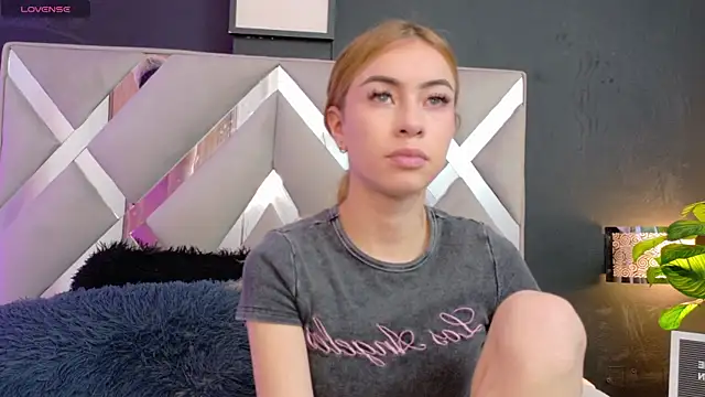 Evie demn online show from July 21, 8:11 pm