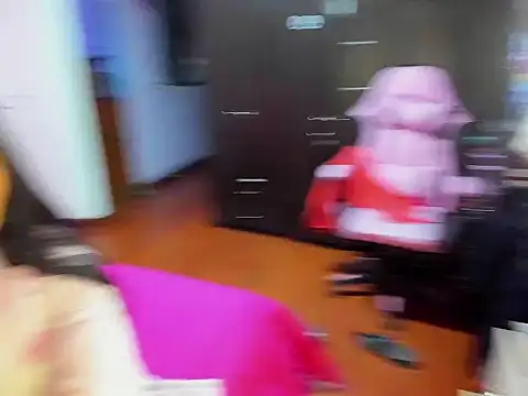 Snapshot of sofii_1219 chatting on February 20, 9:10 am sofii 1219 online show from February 20, 9:10 am