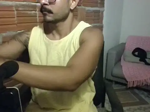 moreno18rn online show from April 12, 1:49 pm