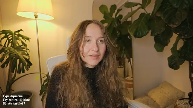 Snapshot of Scarlett_NoirMuse chatting on February 13, 2:40 am Scarlett NoirMuse online show from February 13, 2:40 am