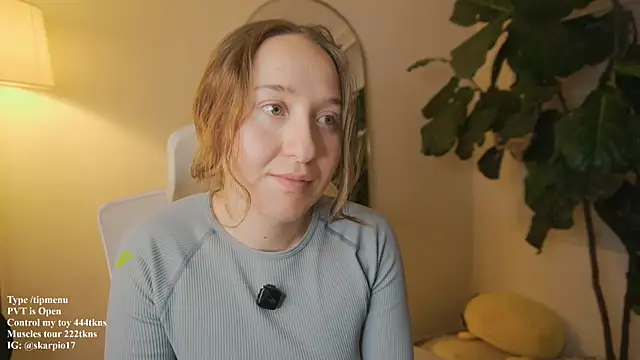 Snapshot of Scarlett_NoirMuse chatting on May 12, 2:41 am Scarlett NoirMuse online show from May 12, 2:41 am