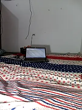 Zara  Flor online show from February 13, 12:23 pm