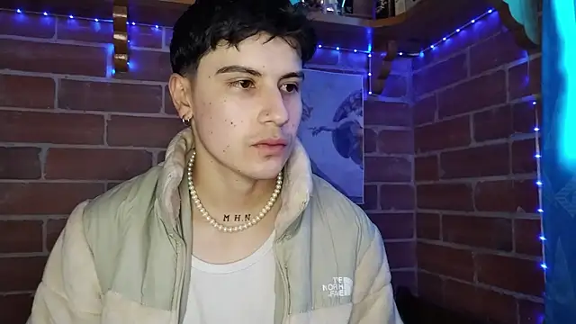 Snapshot of PaulDamico chatting on February 4, 1:28 pm PaulDamico online show from February 4, 1:28 pm