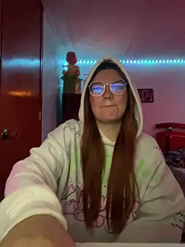 Snapshot of Vixroy7 chatting on February 4, 10:15 pm Vixroy7 online show from February 4, 10:15 pm