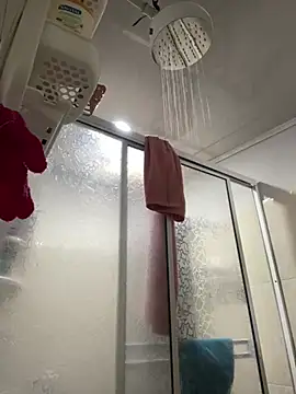 lizzy luminair online show from February 28, 10:11 pm