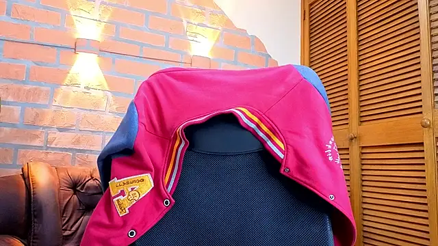 mister eithan online show from February 20, 2:41 am