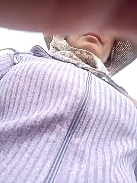 cutebobi online show from April 11, 12:59 am