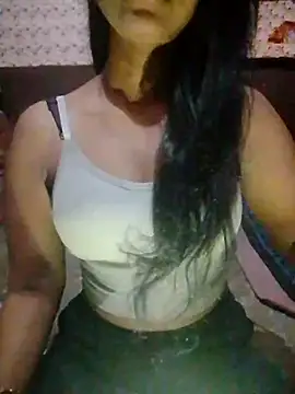 Ayesha Khan1 online show from April 2, 1:09 pm