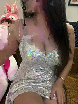 Maahhii online show from February 10, 2:43 pm