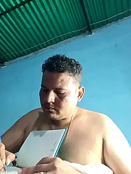 Snapshot of THONETE chatting on February 2, 10:52 pm THONETE online show from February 2, 10:52 pm